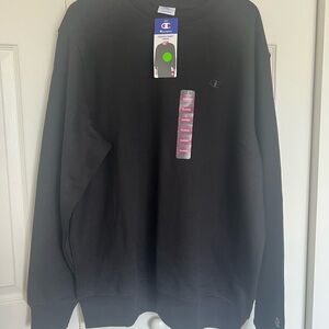 Champion Men's Black crewneck Sweater size xl